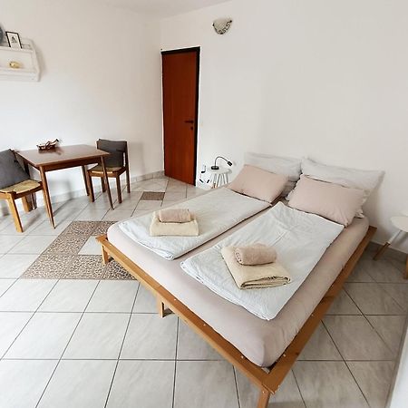Casa Nostra II Apartment Funtana Luaran gambar