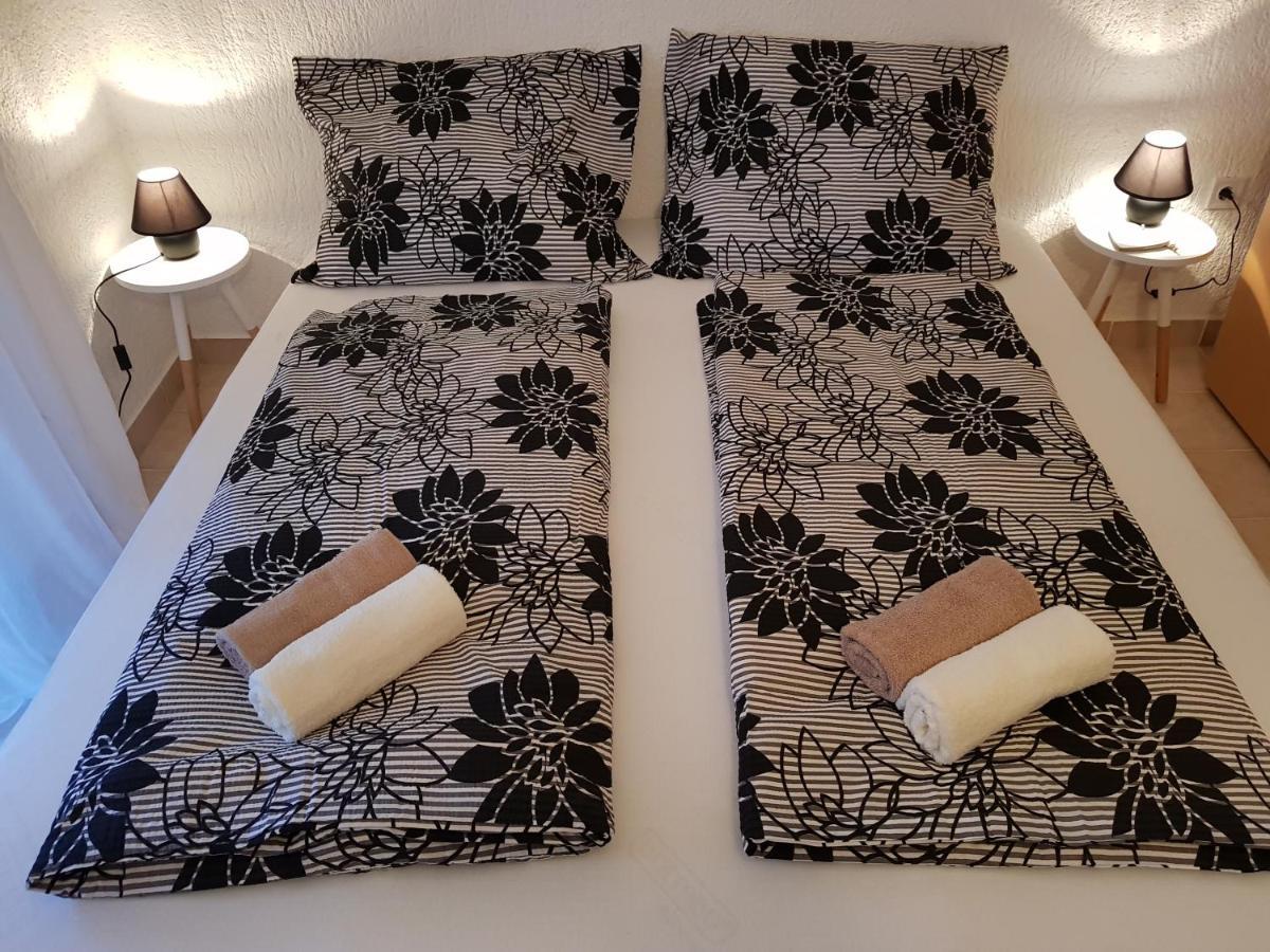 Casa Nostra II Apartment Funtana Luaran gambar