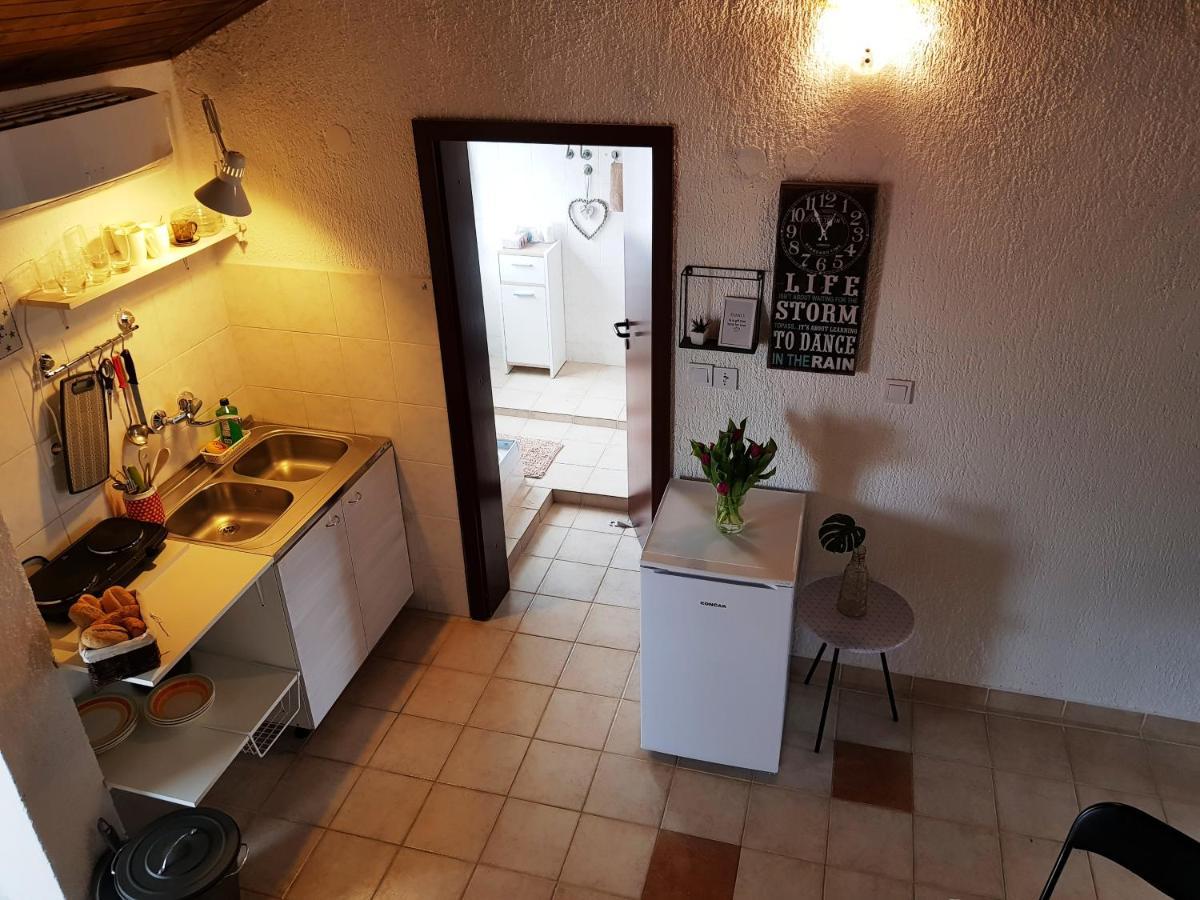 Casa Nostra II Apartment Funtana Luaran gambar