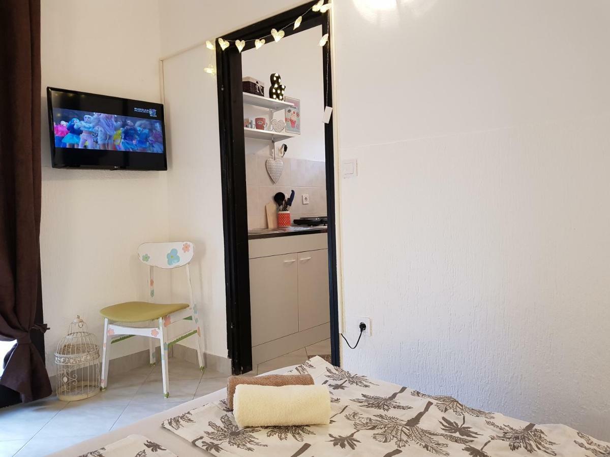 Casa Nostra II Apartment Funtana Luaran gambar