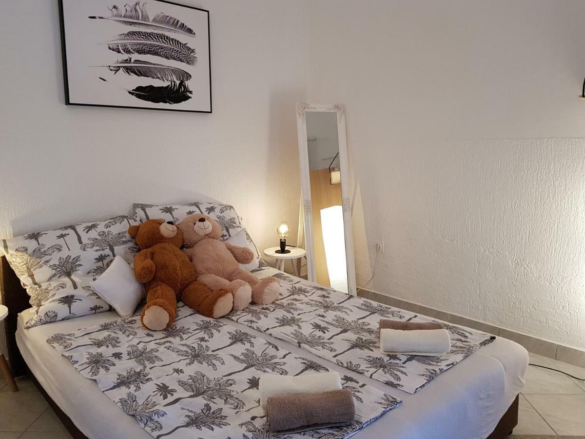 Casa Nostra II Apartment Funtana Luaran gambar